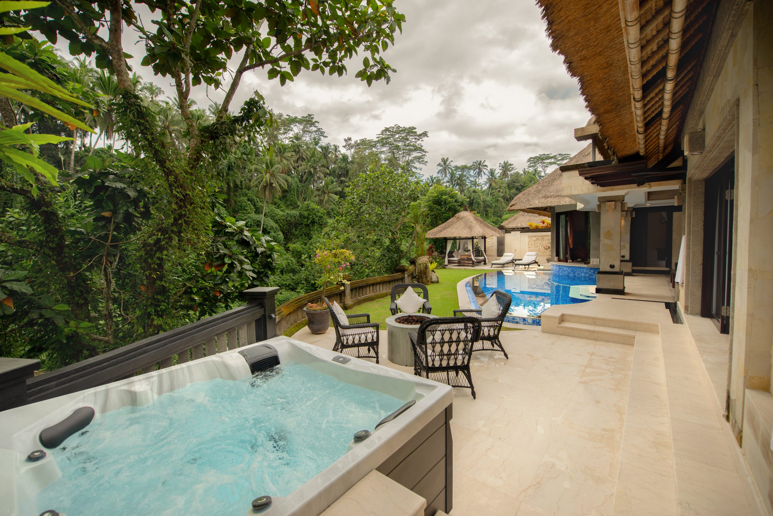 Viceroy Bali Viceroy Villa Jacuzzi Bath